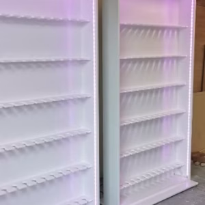 Pezsgőfal LED lámpával
